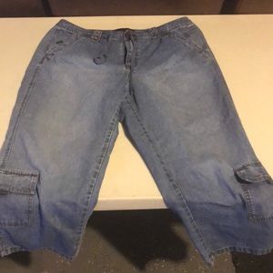 Jean crop pants